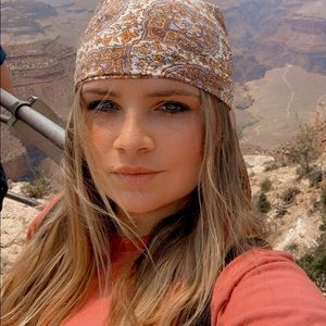 Meet your Posher, Brielle